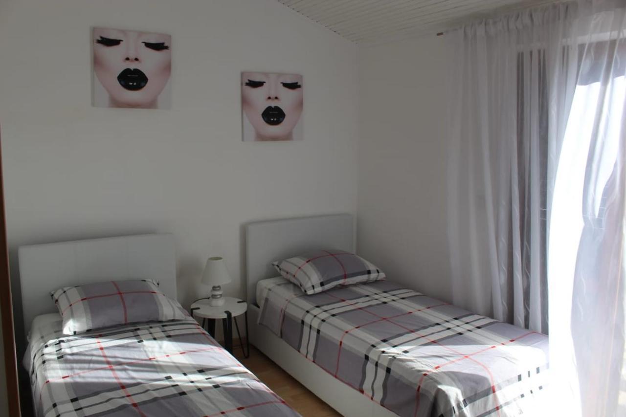 Villa Brajkovic Vodice Buitenkant foto